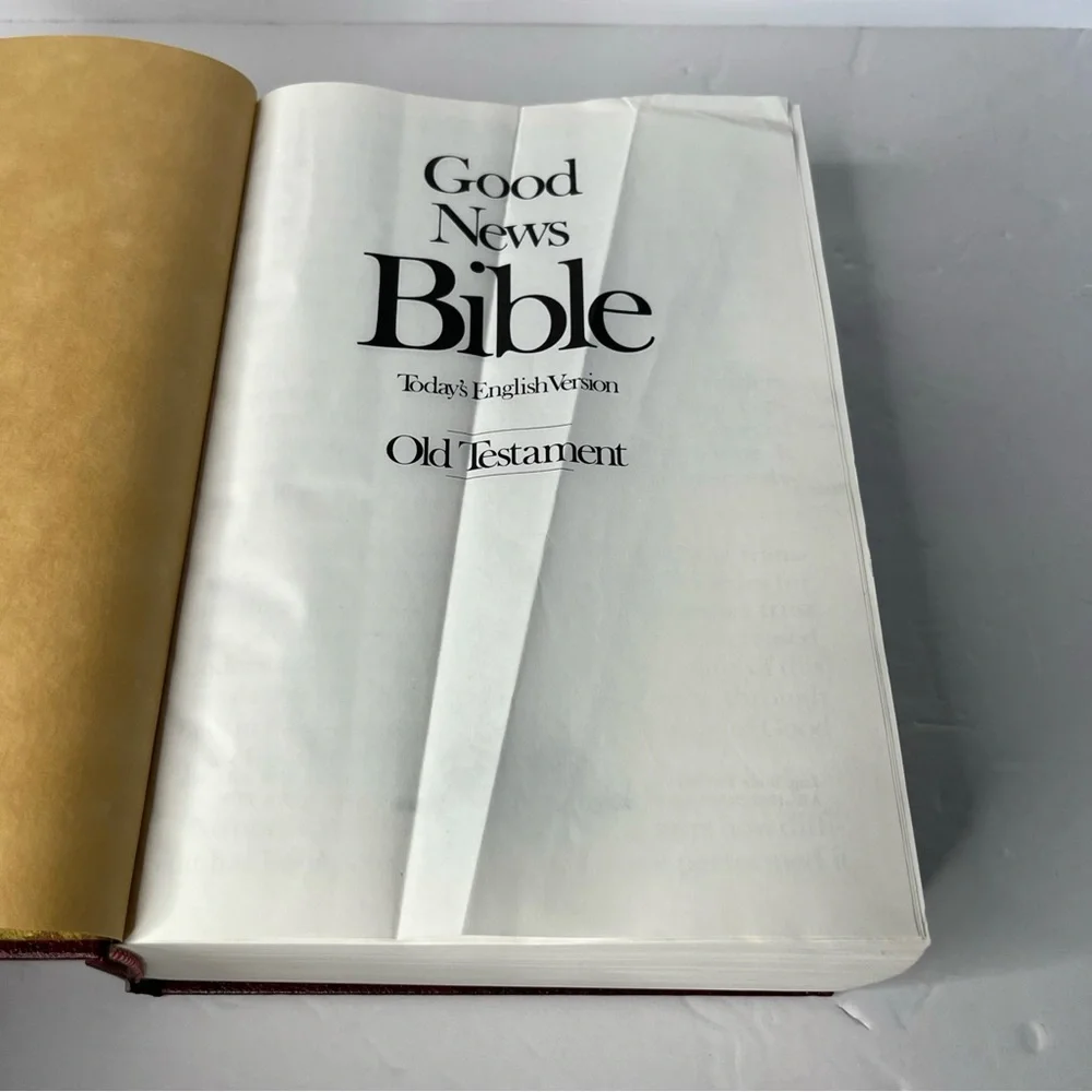 Good News Bible Today's English Version old Testament - Picture 8 of 9